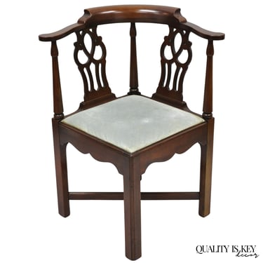 Vintage Hickory Chair Co Georgian Chippendale Style Mahogany Corner Lounge Chair
