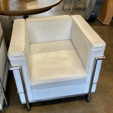 Pair of White Leather Le Corbusier LC2 Style Chairs