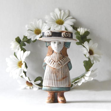 Lisa Larson for Gustavsberg Sweden. Julia Figurine. Swedish Vintage Pottery. Mid-Century modern Swedish 