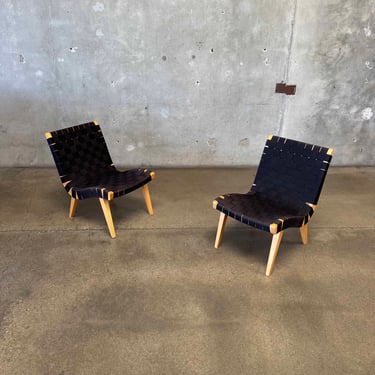 Pair Of Risom Lounge Chairs In The Style Of Jens Risom