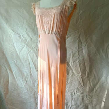 30s 40s Peachy Pink Rayon Satin Slip Dress Negligee Bias Cut Gown Embroidered Lace Coquette Size L / XL 
