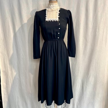 Vintage 1970s Gunne Sax M/L Edwardian Style Lace Dress 