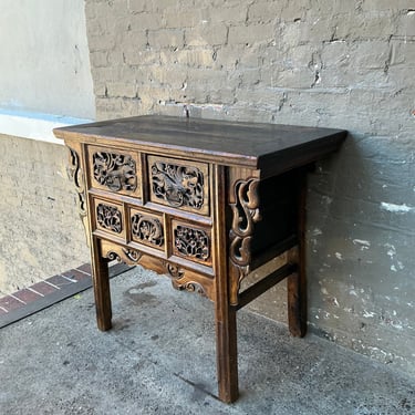 Carved Chinese Server