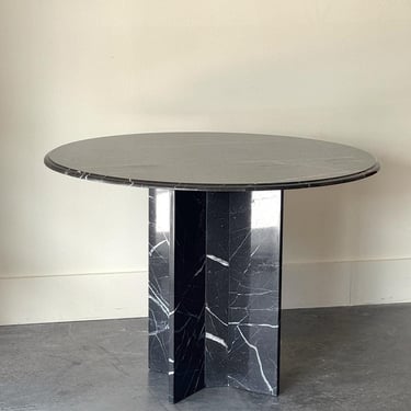 1980s Vintage Black Round Marble Dining Table 
