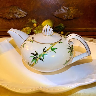 1960s Bali Hai Bamboo Pattern Vintage Porcelain White Lidded Shell~ Tropical Tea Pot or Coffee Pot~ Elegant Dining Table 