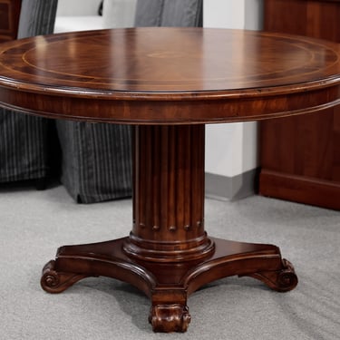 Ethan Allen Town House Winchester Dining Table