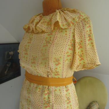 1980's Silk Floral Dress, Dropped Waist, Fully Lined, Double Breasted,  Flutter Sleeve, Ruffle Collar 