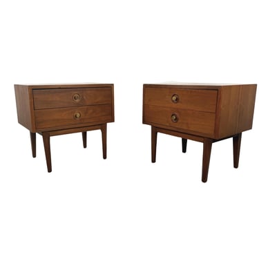 American of Martinsville Mid-Century Modern Nightstands, Matching Pair 