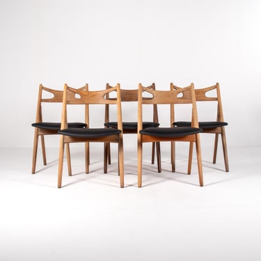 Sawbuck Chairs by Hans J. Wegner – Set of 5, Model CH29, Oak, 1950s 