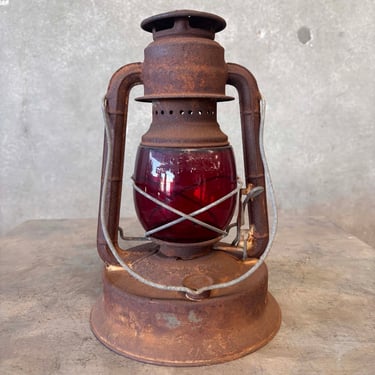 Rustic Dietz Little Giant Lantern With Red Globe