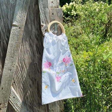Embroidered upcycled one of a kind handbag with bamboo handles / vintage boho tote bag 