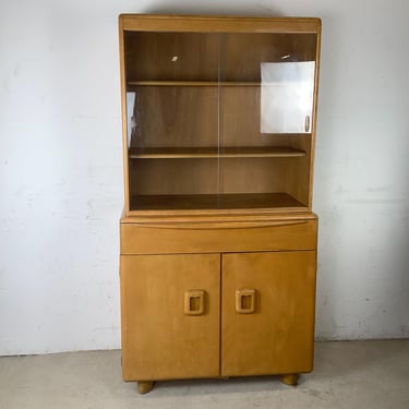 Vintage Heywood-Wakefield Wheat Hutch Cabinet Mid-Century 
