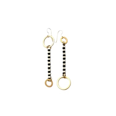 Earrings | Dylan - with box chain and circle accents
