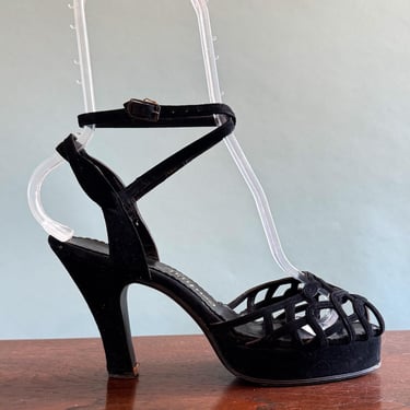Classic 1940's Ankle Strap Platform Heals with Sexy cut out toe bed -Hollywood Style 