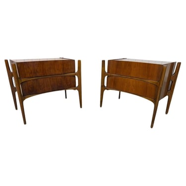 Mid-Century Swedish Modern William Hinn Sculptural Walnut Nightstands - Set of 2 