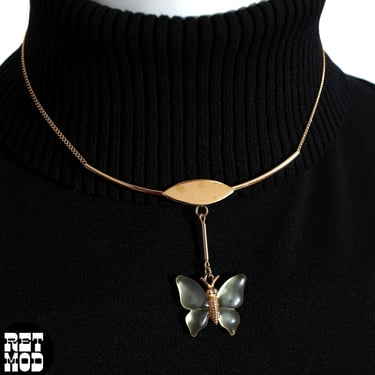 Pretty Dainty Vintage 70s 80s Lucite Butterfly Pendant Necklace 