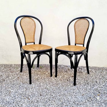 Pair of Vintage Thonet Style Dining Chairs / Bentwood and Rattan / Cafe Bistro Chairs / Mid Century / Thonet N.14 Chairs / Italy /1970 /'70s 