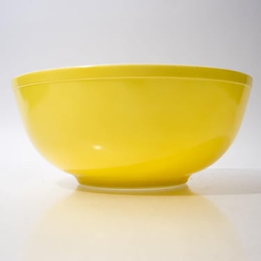 Vintage Pyrex, Early Mixing Bowl, Yellow, Big Foot, Mixing Bowl, No Number Bottom, 1940s 