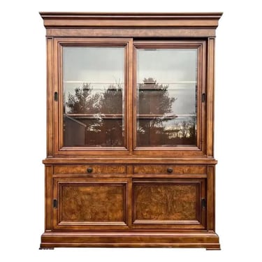 Ethan Allen Townhouse Collection Burlwood China Cabinet / Bookcase 