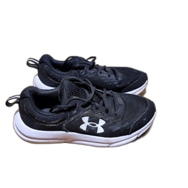 Under Armour Charged Assert 10 Running Shoes Youth 7Y Black White 3026182-001 T9 