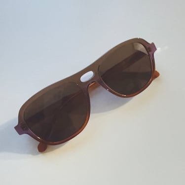 Solor Sunglasses in Autumn