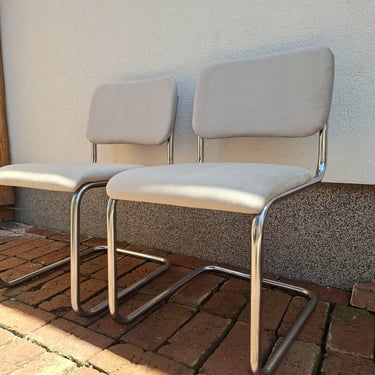 Vintage Cesca Cantilever Chair, Marcel Breuer design, Bauhaus chrome tubular steel fully reupholstered 