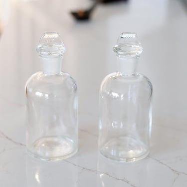 Vintage Pyrex Apothecary Bottles Set of 2 Glass Stoppers No 519 Lab Glass 