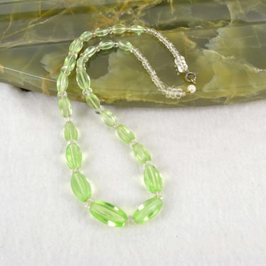Uranium glass necklace, Art Deco style, 1920s/30s, glass necklace, choker, vintage jewelry design, Art Nouveau, handmade accessories 