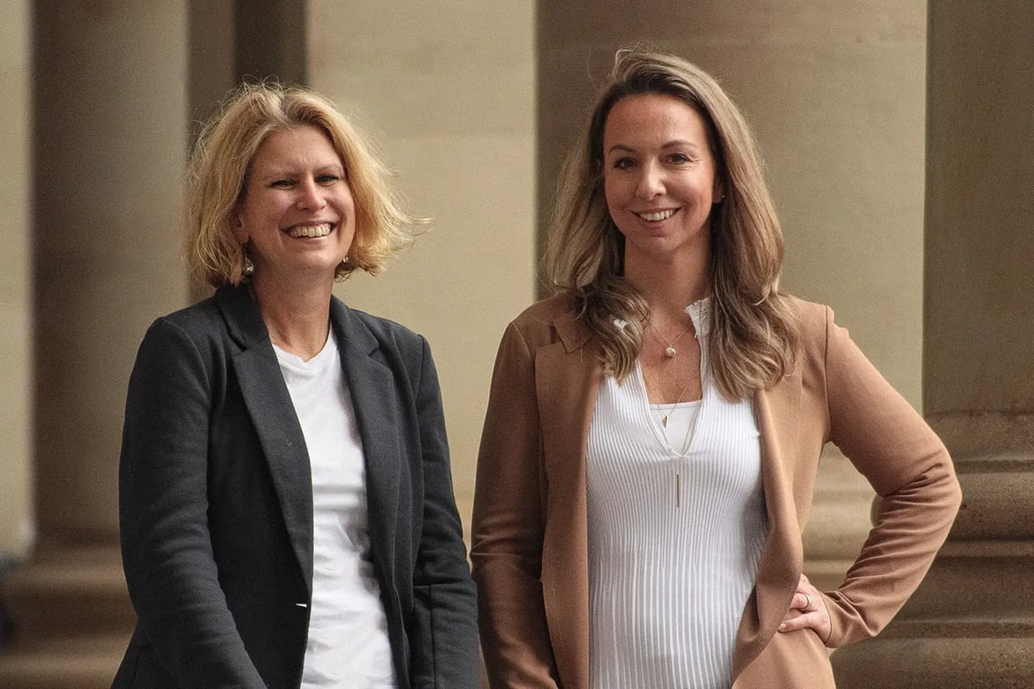 Young Female Leadership-Trainerinnen Anja Kirsammer und Lilian Gehrke-Vetterkind