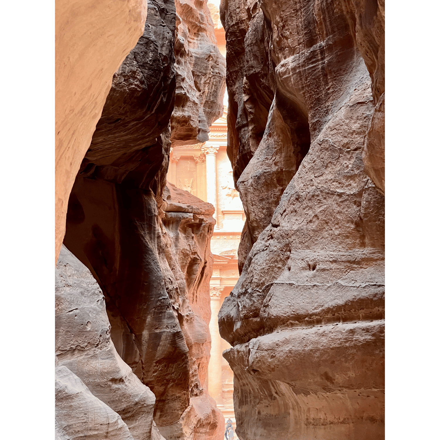 Photo of The Treasury from al-Sīq