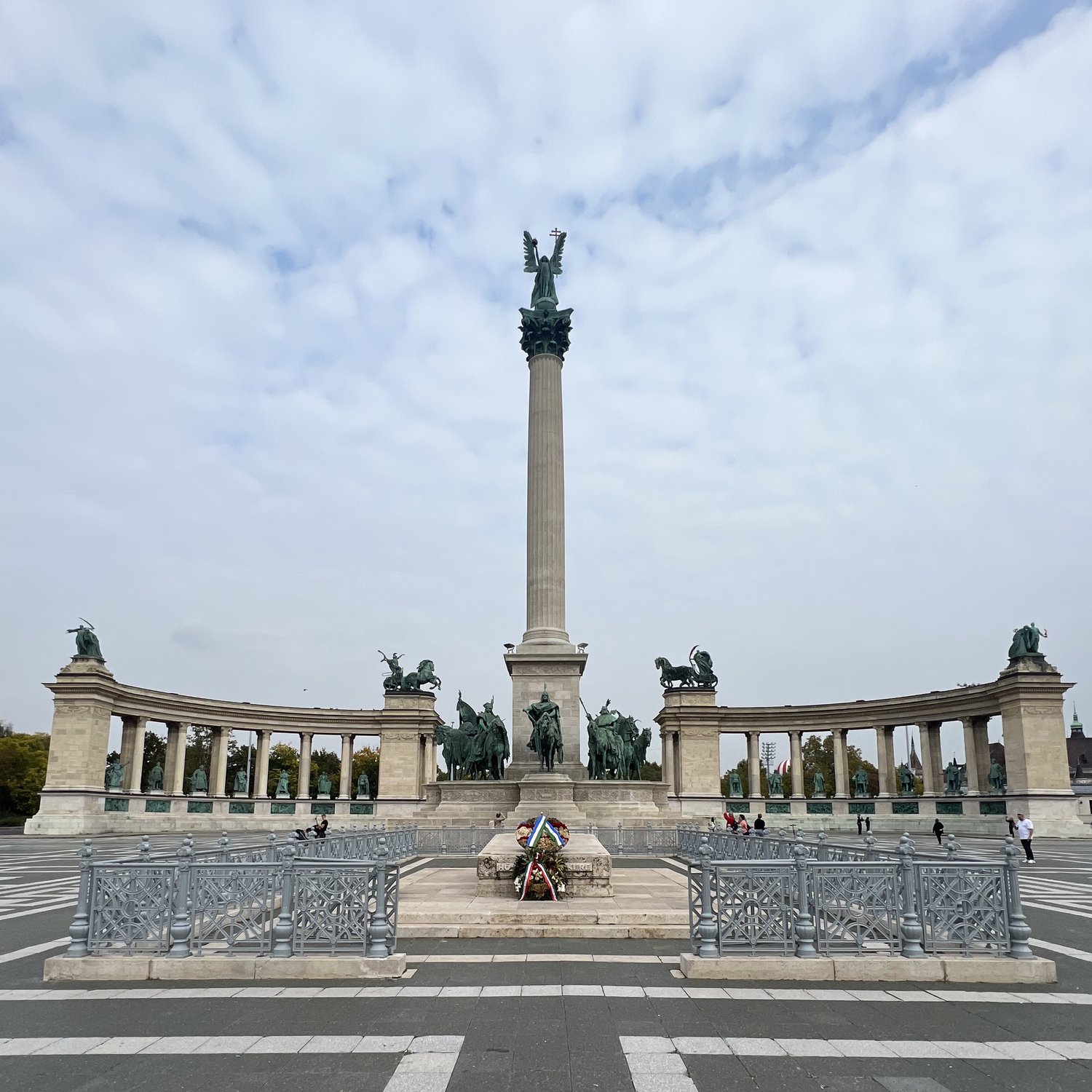 Photo of Heroes' Square