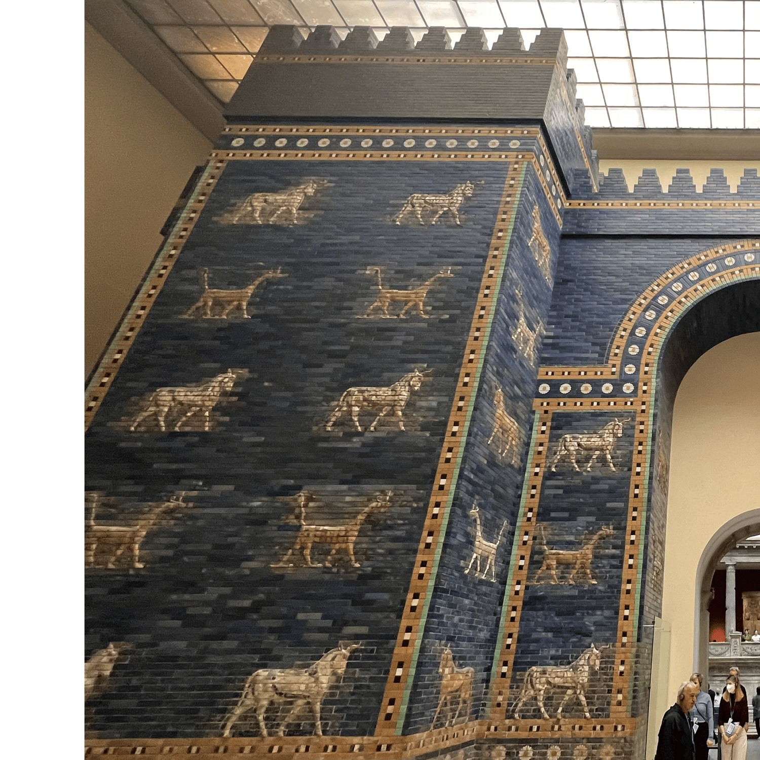 Photo of Ishtar Gate in the Pergamon Museum (left)