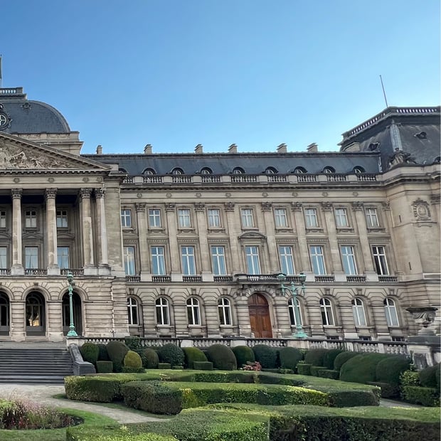 Photo of Royal Palace of Brussels (right)