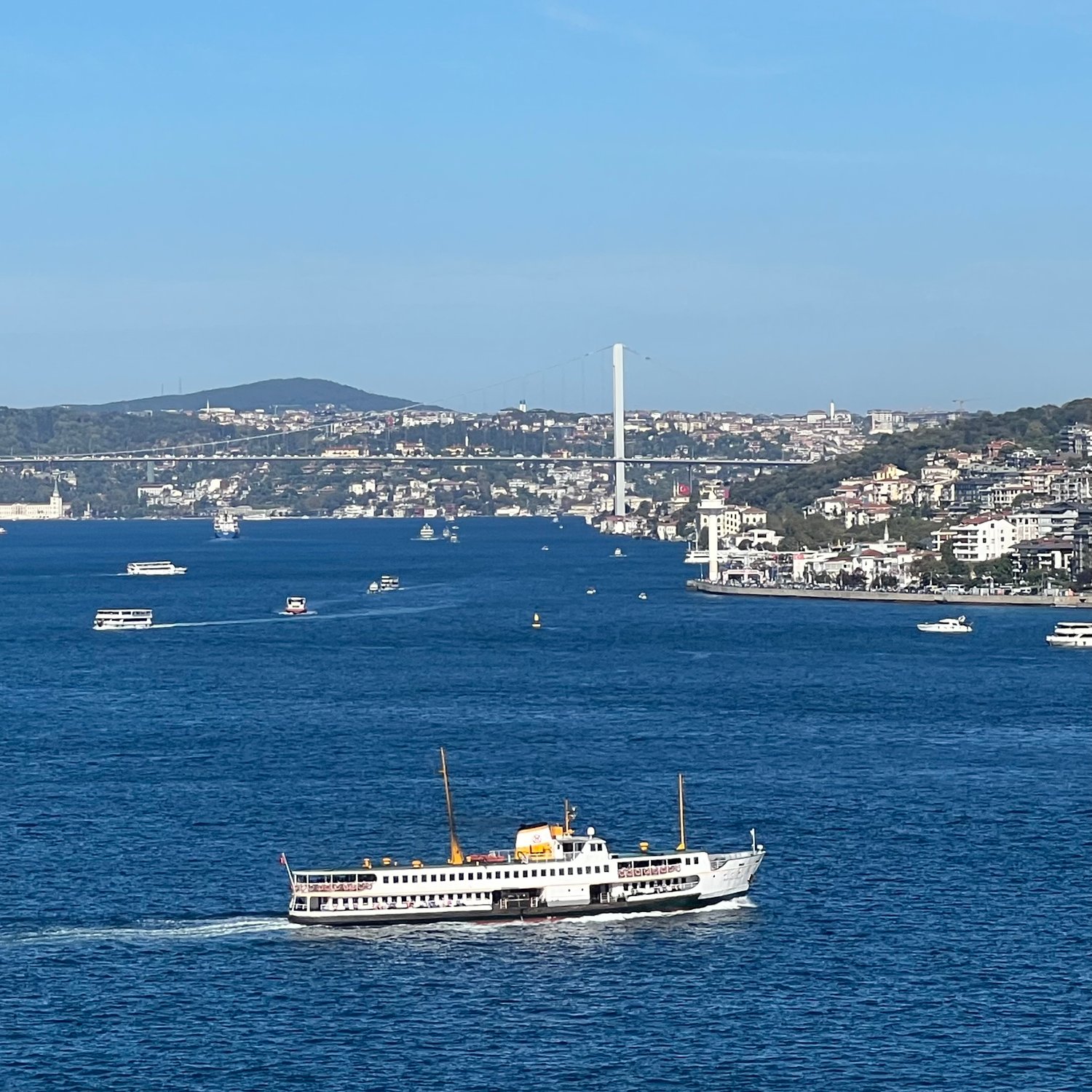 Photo of Bosphorus from Topkapi Palace (Asia right)