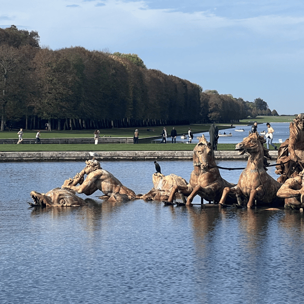 Photo of Bassin d'Apollon — Charles Le Brun (left)