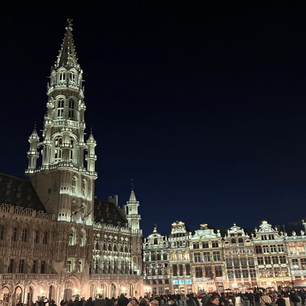 Photo of Grand Place at night