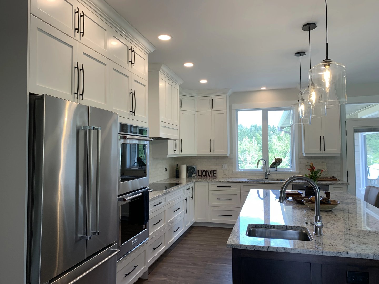 Completed kitchen with quartz countertops