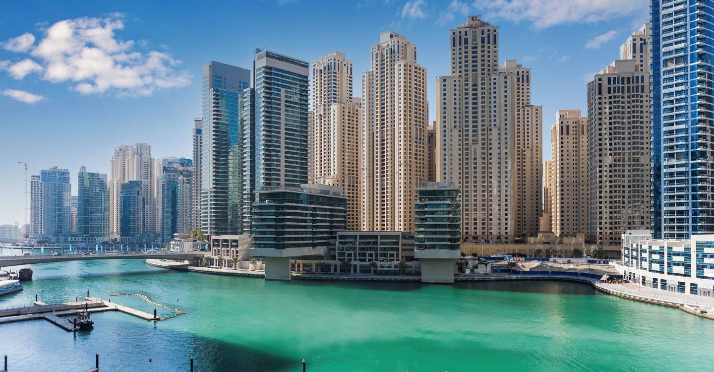  Living in Marina Dubai 