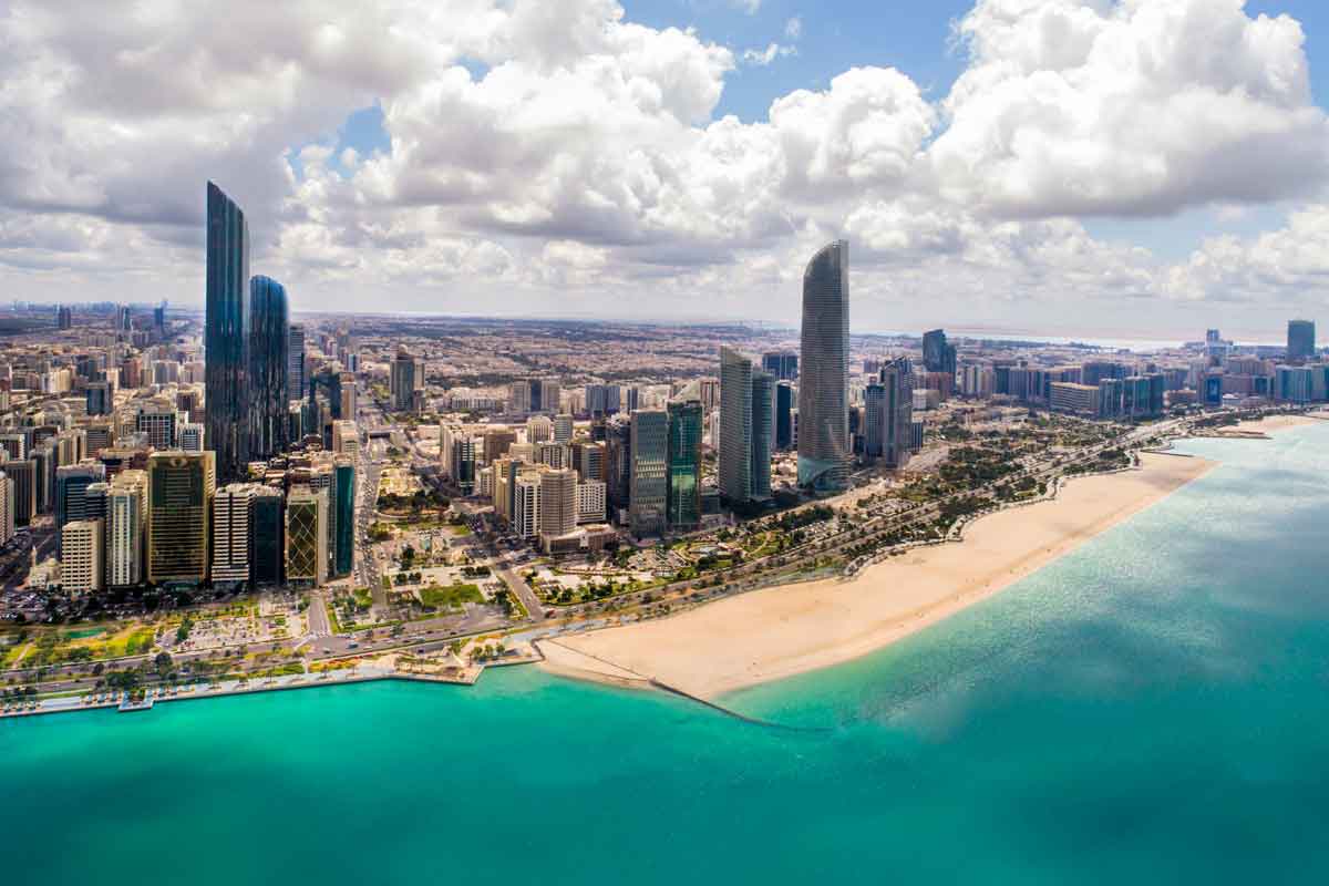 Exploring Real Estate Trends: Abu Dhabi vs. Dubai in 2024