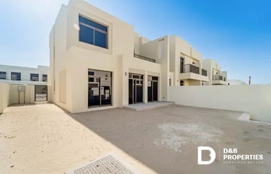 Great Location | Huge Plot | 4 Bedroom