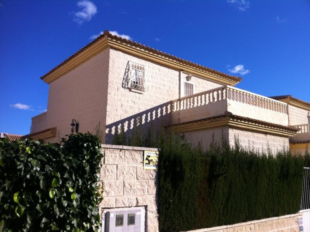 Villa zu verkaufen in La Nucia