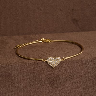 Pulseira entremeio coração cravejado 11mm fio rígido com alongadora