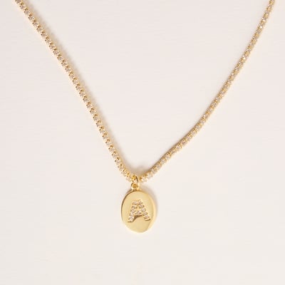 Colar Riviera pingente medalha letra A cravejada 12mm 40cm com alongadora