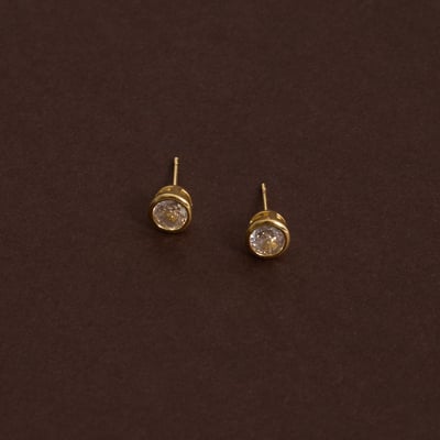Brinco zircônia redonda embutida 6mm caixa alta