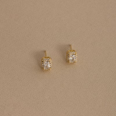 Brinco zircônia retangular com cravejado 7mm