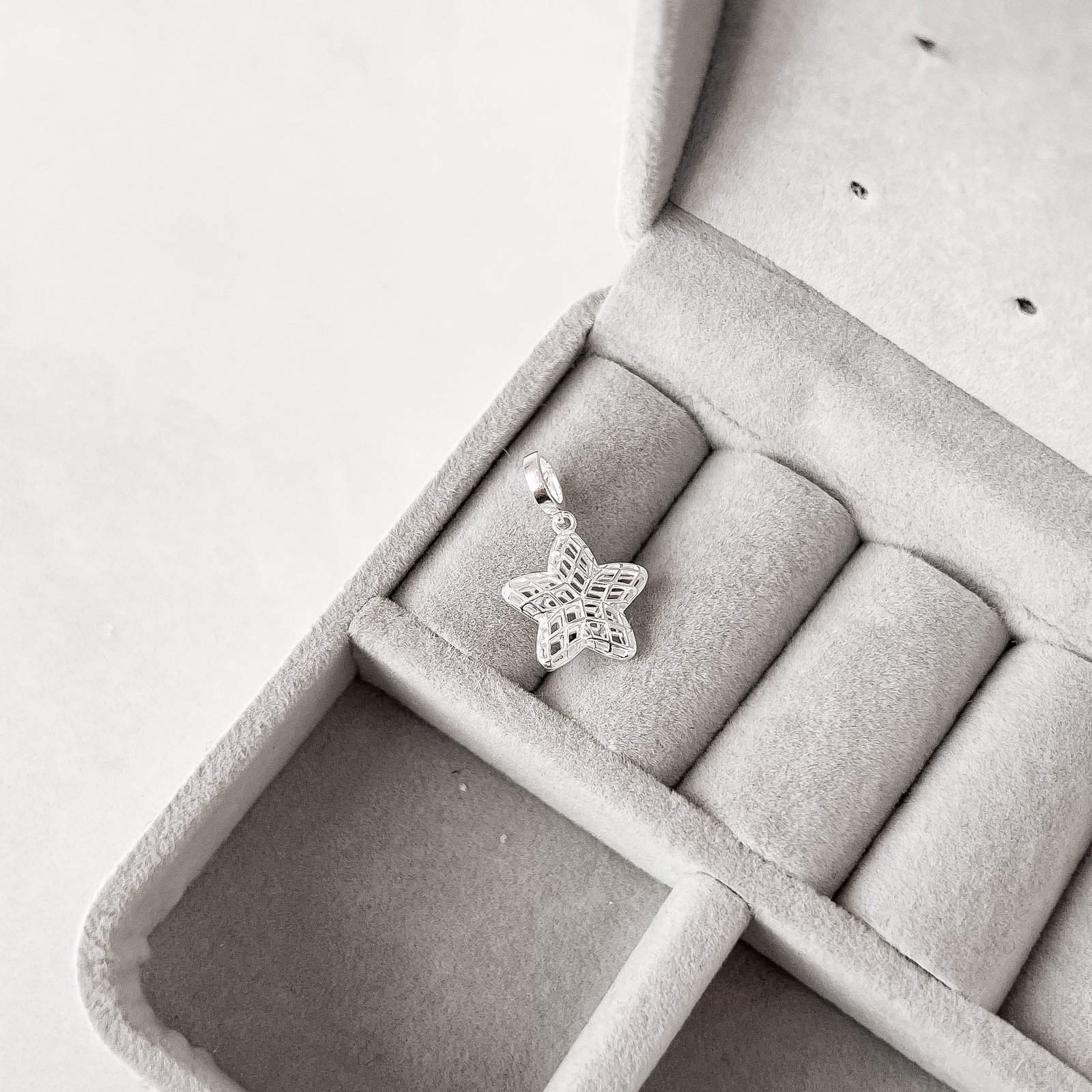Berloque pingente estrela 3D 12mm