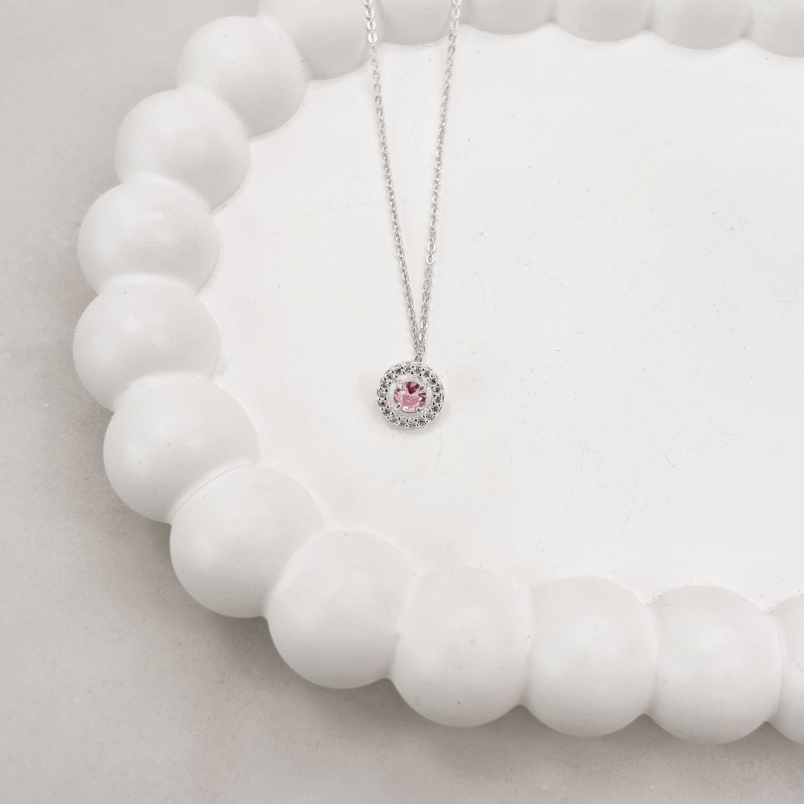 Colar zircônia redonda rosa com cravejado 9mm corrente cadeadinho 45cm