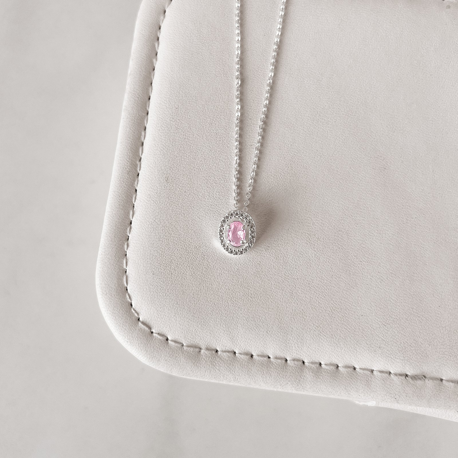 Colar zircônia oval rosa com cravejado 11mm corrente cadeadinho 45cm