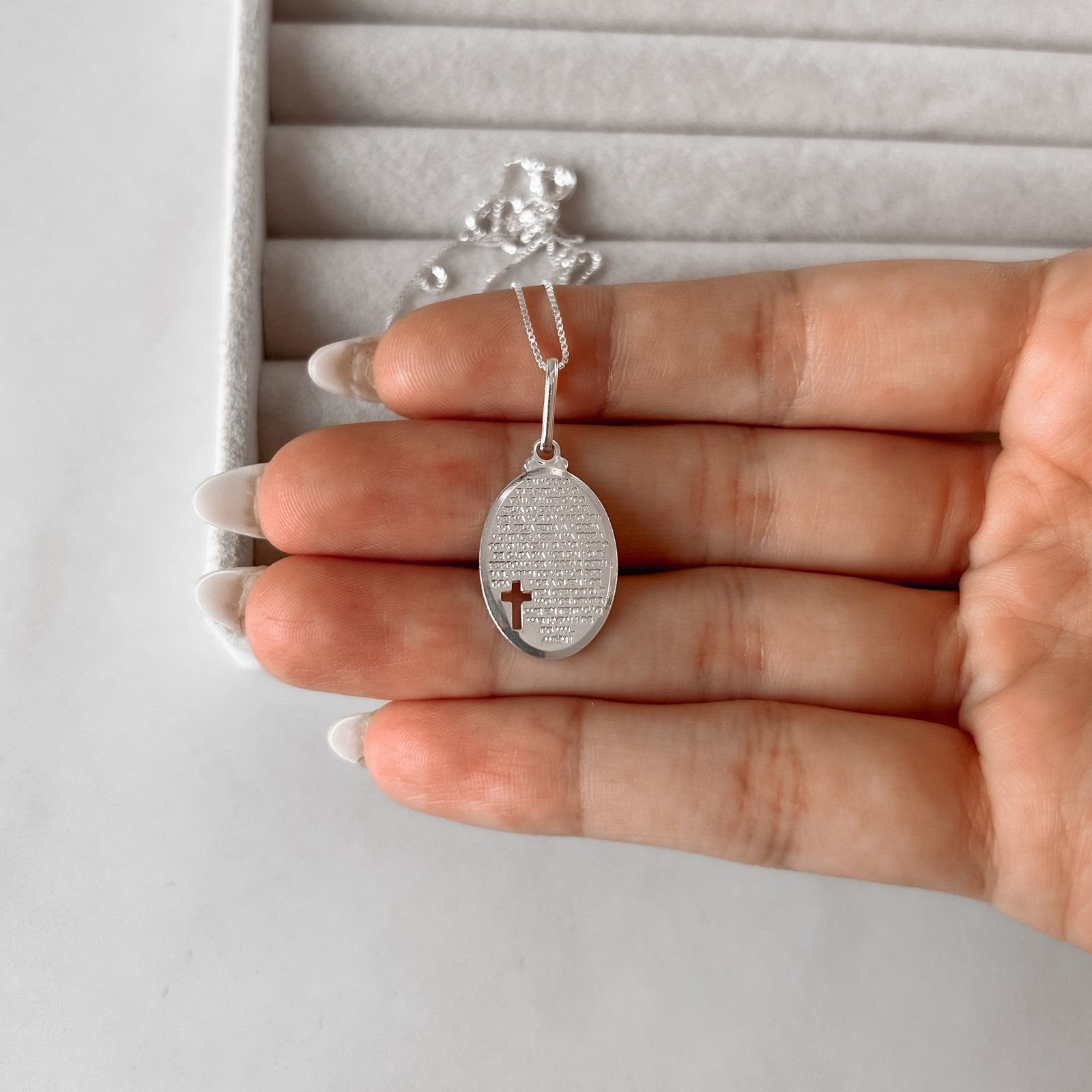 Colar pingente medalha Pai Nosso oval 23mm 45cm
