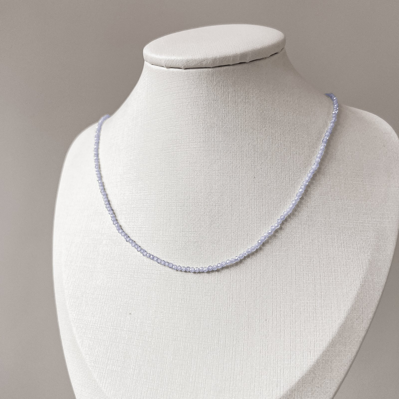 Choker zircônia redonda facetada azul claro 2mm